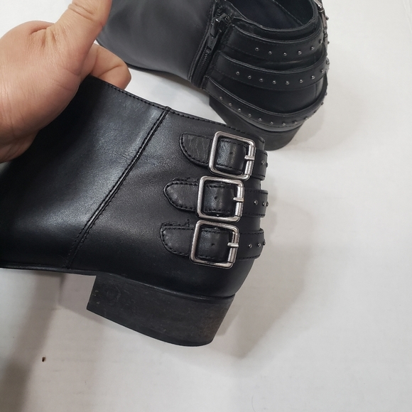 Seychelles Black Leather Pointed Toe Buckle Ankle Booties Size 6 - Picture 7 of 14